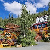 Denali Crow's Nest Cabins