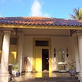 The Ermaja's Pavilion Hotel