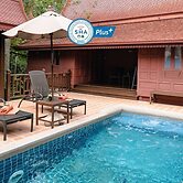 Baan Amphawa Resort & Spa