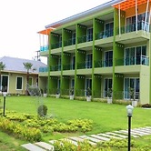 Greenseaviewresort Bangsaphan