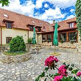 Hotel Bella