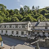 The Saracens Head Inn