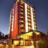 North Point Hotel