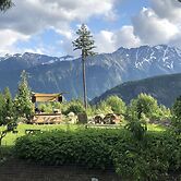 The Cabin at Sweetwater Lane Farm
