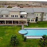 Thakadu Hotel, Casino & Conference Centre