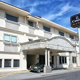 Hotel El Camino Inn & Suites