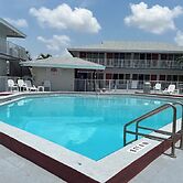 Garden Inn Homestead