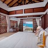 Baan Khunying – Secluded Phuket Beachfront Villa