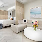 H2O Suites - Adults Only