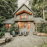 70mbr- Hot Tub - Bbq - Wi-fi - Pets Ok - Sleeps 8 3 Bedroom Home by Re