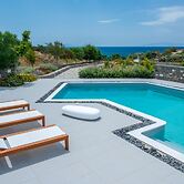 Aelia Paros Villas