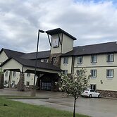 Black Gold Suites Stanley