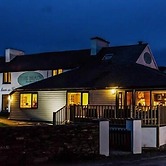 The Beach Day's Bar & B&B