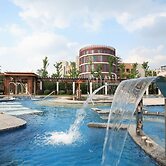 Phoenix Hotspring Resort