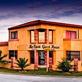 Me Casa Guest House