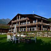 Blåtind Boutique Hotel