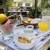 Blu inn punta del este