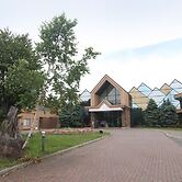 Yuyado Kuttari Onsen Lake Inn