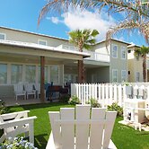Beach Club Clubhouse 2