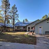 IVACAZ Suites on the Golf Course