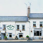 Queens Head Hotel