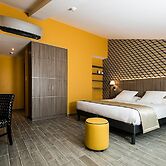 Unique Hotel & Residence