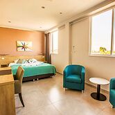 Q-Inn Boutique Hotel