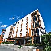 We Terminal Hotel