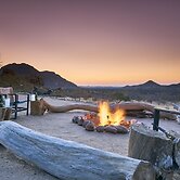 Ai Aiba - The Rockpainting Lodge