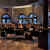 Renaissance Reno Downtown Hotel & Spa