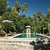 Cili Emas Oceanside Resort