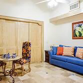 KING BED CountryClub 1 Bedroom Apartment By Senstay