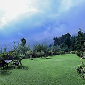 Cedar Lodge by Aahma