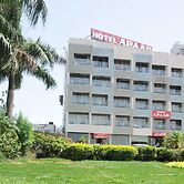 Apaar Hotel
