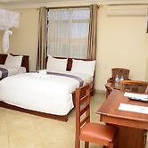 Silver Paradise Hotel