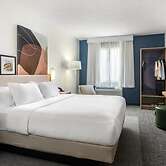 Spark by Hilton Erie