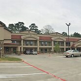Scottish Inn & Suites
