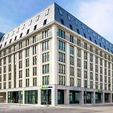 Holiday Inn Express Berlin - Alexanderplatz by IHG