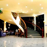 Crown Royale Hotel