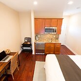 The East Island Reserve Hotel