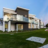 Reflections by Rockingham Apartments