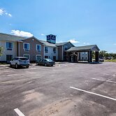 Cobblestone Inn & Suites - Barron