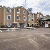 Cobblestone Hotel & Suites - Orrville