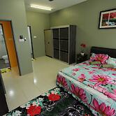 Homestay Casa Mewah at Hijauan Heights