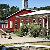 Rønne Vandrerhjem - Hostel