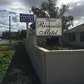 Donald Riverside Motel