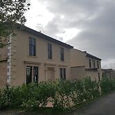Crosshill House