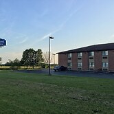 Amerihost Inn & Suites - Mexico