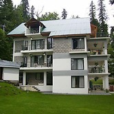 Summer Retreat Hotel
