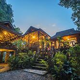 Art's Riverview Lodge